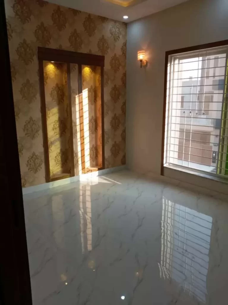 Luxury 5 Marla House for Rent in Bahria Town Lahore